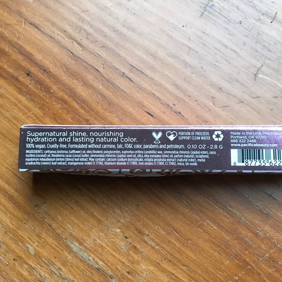 Pacifica natural minerals lip gloss - Picture 4 of 4